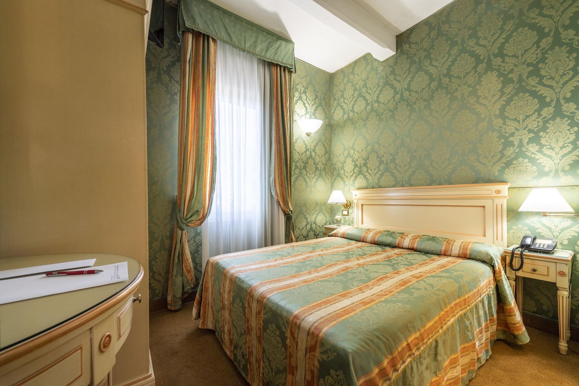 Hotel Villa Delle Palme Венеция-Лидо Экстерьер фото