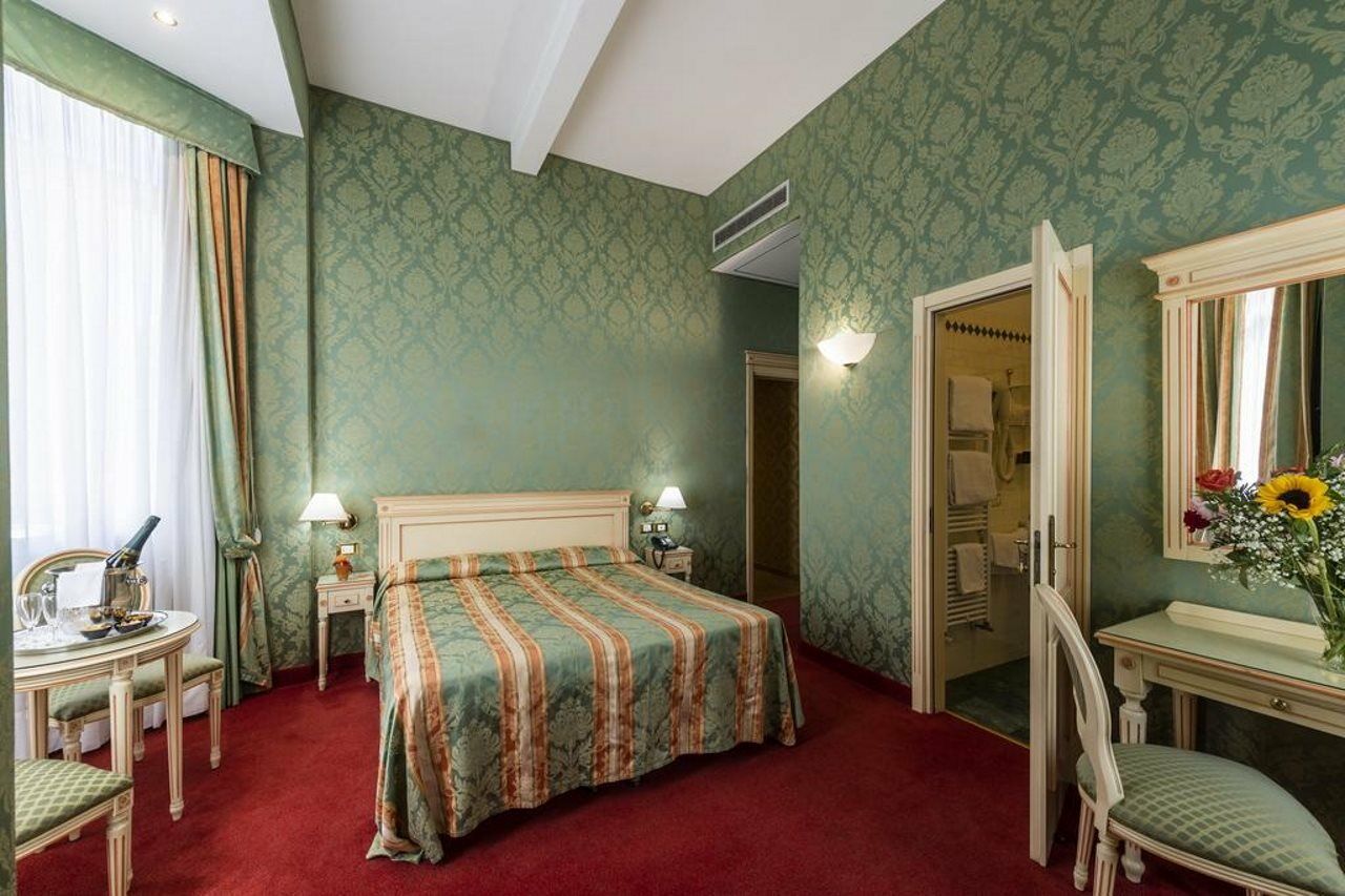 Hotel Villa Delle Palme Венеция-Лидо Экстерьер фото